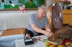 更传诚信与奉献初心