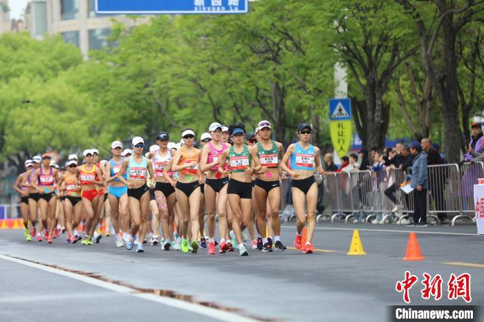 2025全国竞走冠军赛黄山开赛 温永杰季海英分获男