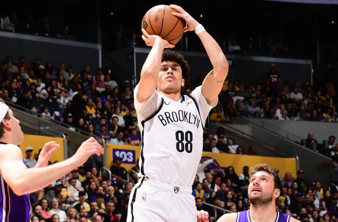 湖人末节发力掀翻篮网 特拉奥雷惨淡表现引质疑