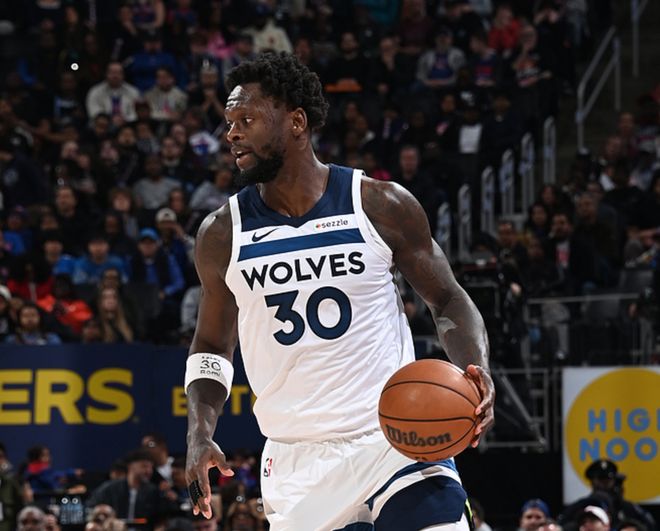 雷霆大胜湖人领跑西部 马刺11连胜开拓者跻身第