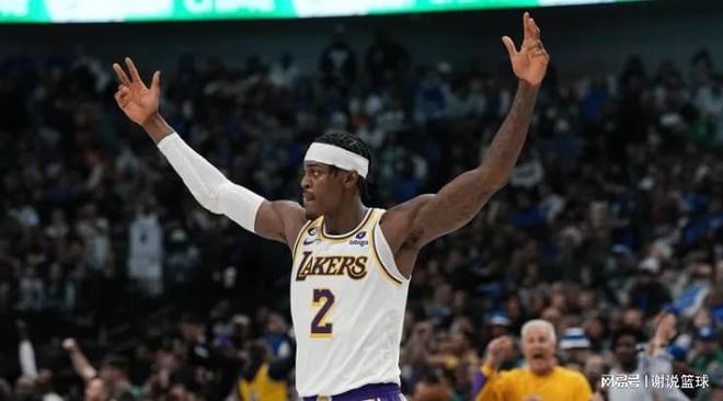 湖人逆转火箭取3-0领先 詹姆斯封神斯玛特爆发
